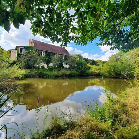 Ferme Equestre & Chambres D'Hotes Gateau Stables Proche Guedelon Saint-Amand-en-Puisaye Exterior foto